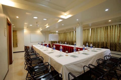 Hotel Suyash Deluxe Hôtel in Pune
