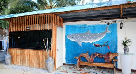 MDF Beach Resort and Day Tours near Whalesharks Casa vacanze in Oslob