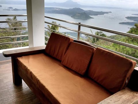 The Carmelence View Bed and Breakfast in Tagaytay
