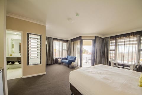 Cowra Services Club Motel Vacation rental in Cowra