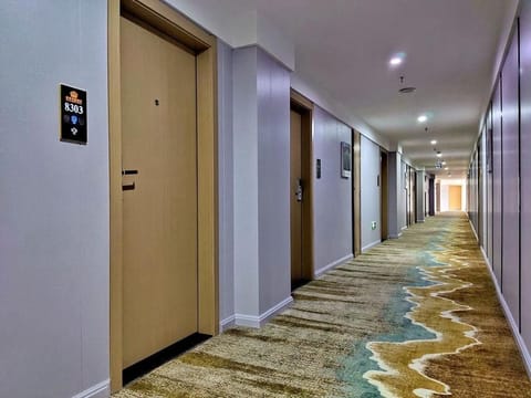 Super 8 Hotel Suzhou Taicang Taiping Nan Road Vacation rental in Shanghai