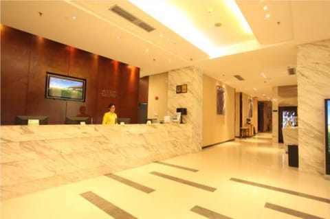 City Comfort Inn Shenzhen Longhua Bus Station Qinghu Metro Station Hotel in Shenzhen