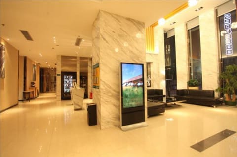 City Comfort Inn Shenzhen Longhua Bus Station Qinghu Metro Station Hotel in Shenzhen