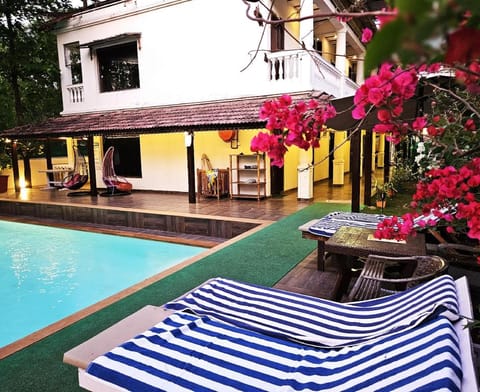 Shining Sand Beach Hotel Vacation rental in Baga