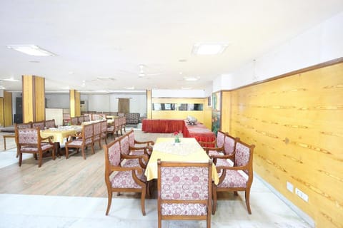 Capital O 821 Sarao Hotel Vacation rental in Chandigarh