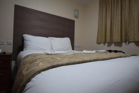 Lucky 8 Hotel Vacation rental in Ilford