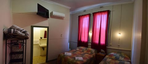 The Palace Hotel Kalgoorlie Vacation rental in Kalgoorlie - Boulder