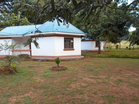 Panorama Cottages Hotel in Uganda