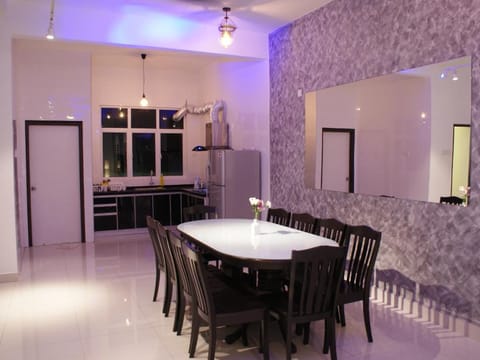 Shamrock Seaview 11 Beach Villa Vacation rental in Tanjung Bungah