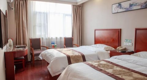 GreenTree Inn Tianjin WuQing YonGYAng (W) Road Renmin Hospital Express Hotel Vacation rental in Tianjin