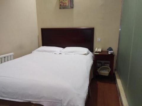 GreenTree Inn Shandong Qingdao Jiaozhou Sanlihe Park Express Hotel Vacation rental in Qingdao