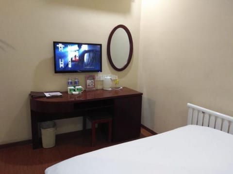 GreenTree Inn Shandong Qingdao Jiaozhou Sanlihe Park Express Hotel Vacation rental in Qingdao