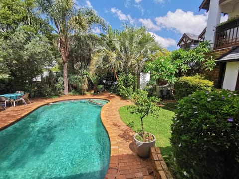 The Dorr Guest House Bed and Breakfast in Sandton