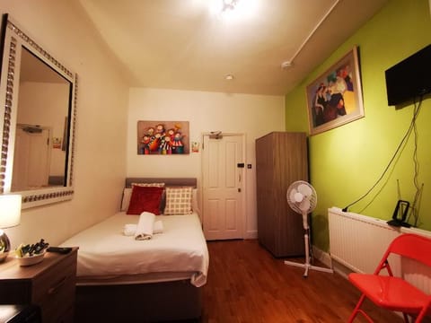 Capital Host- Apartments Euston Vacation rental in London Borough of Islington