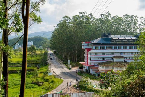 Hillview Munnar Hotel in Munnar