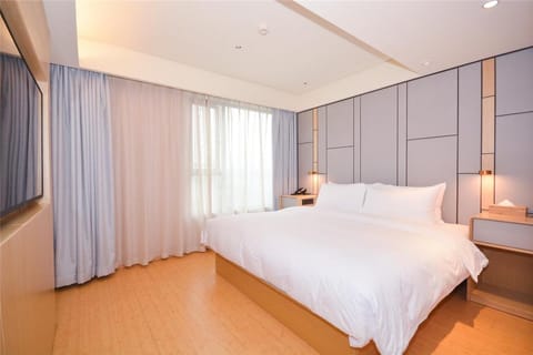 JI Hotel Wuhan Zhuankou Development Zone                                                   Vacation rental in Wuhan