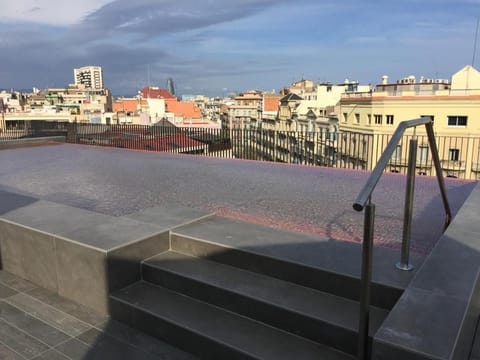 Midtown Apartments Condo in Barcelona