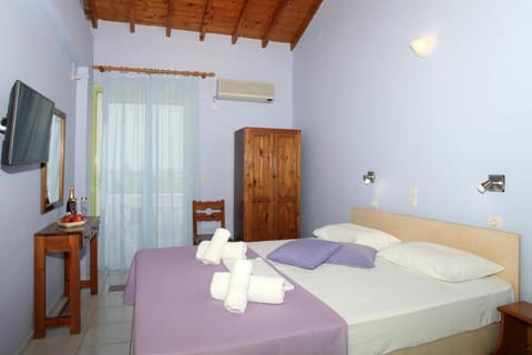 Summer House Louisa Vacation rental in Ligia