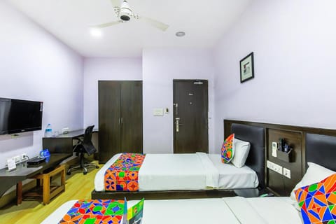 FabHotel Hill View Begumpet Hotel in Secunderabad