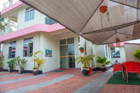 Airport Transit Lodges Vacation rental in City of Dar es Salaam