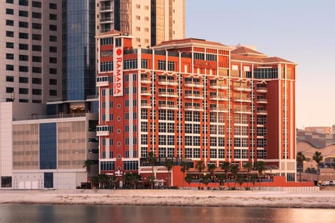 Ramada by Wyndham Manama City Centre hotel in Manama