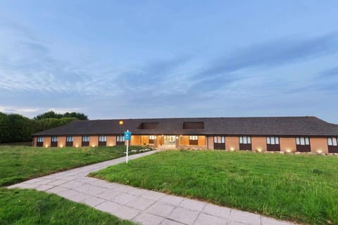 Days Inn Sutton Scotney South Vacation rental in Test Valley District