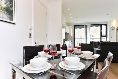 Shoreditch City Living Condo in London Borough of Islington