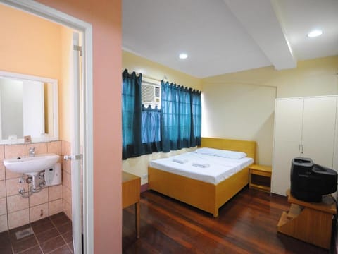 Marbella Leisure Hostel Hostal in Tagbilaran City