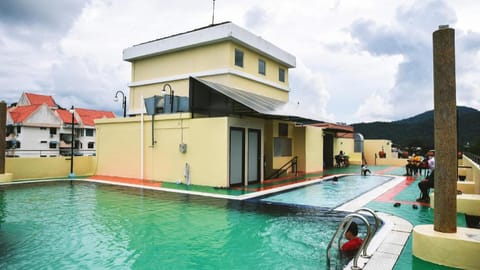 Leisure Cove Hotel & Apartments Vacation rental in Tanjung Bungah