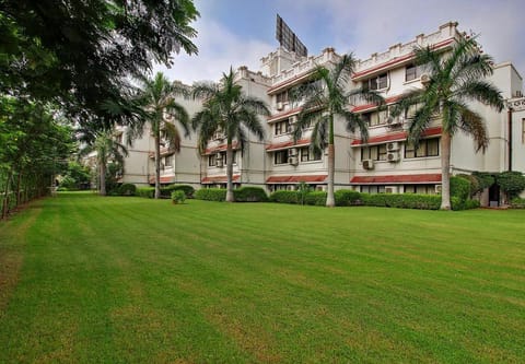 Aarya Grand Hotels & Resorts Hotel in Ahmedabad