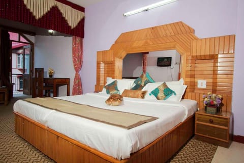 New Kenilworth International  Hotel in Manali