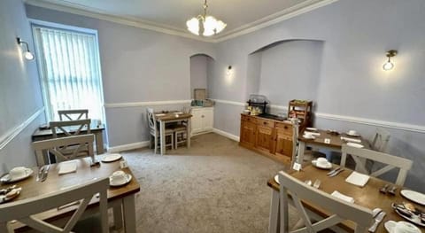 Ivy Bank Guest House Vacation rental in Tenby