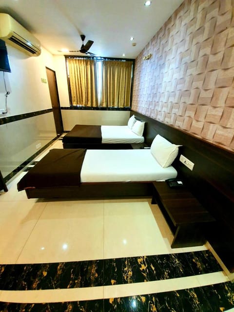 Hotel Shambuji Vacation rental in Thane