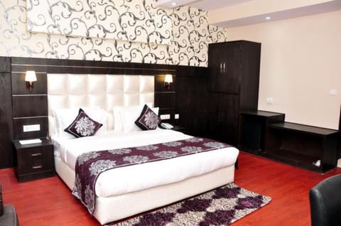 The Revanta Hotel Hotel in Lucknow