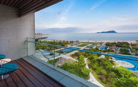 Le Meridien Qingdao West Coast Resort Hotel in Qingdao