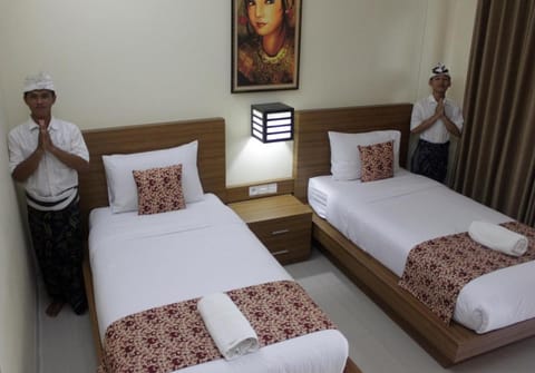 Raddeyapa Guest House Bed and Breakfast in North Kuta