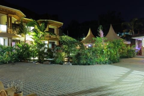 Mowicribs Hotel and Spa Vacation rental in Uganda