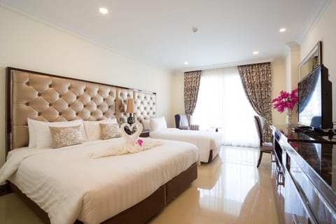 LK Celestite Hotel in Pattaya City