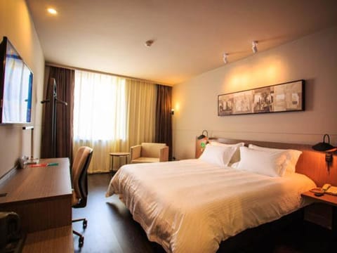 Jinjiang Inn Select Wuhan Optics Valley Avenue Lingjie Road Institute of Communications Hotel in Wuhan
