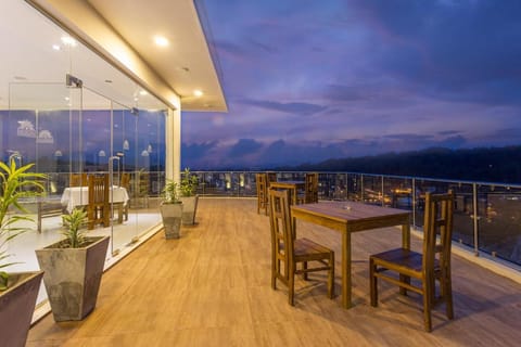 Sandriana Lake View Vacation rental in Kandy