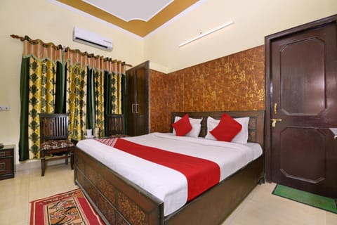 OYO Morning Star Hotel in Dehradun