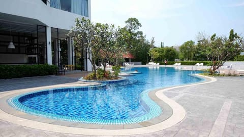 Welcome Jomtien Beach Hotel Hotel in Pattaya City