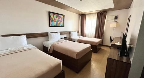 Leope Hotel Vacation rental in Lapu-Lapu City