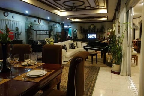 The Wilsons' Shangrila Bed and Breakfast in Central Visayas