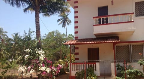 Sea Pearl Guesthouse Vacation rental in Candolim