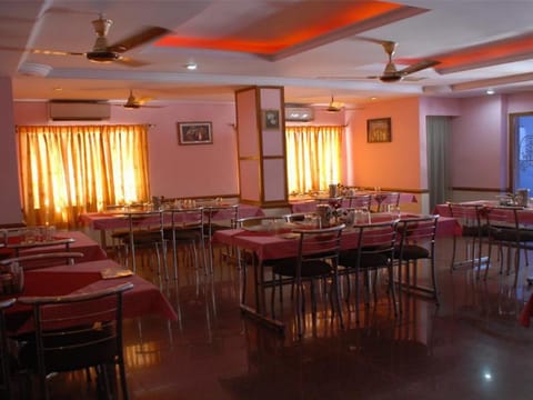 Hotel Dwaraka Inn Hotel in Visakhapatnam