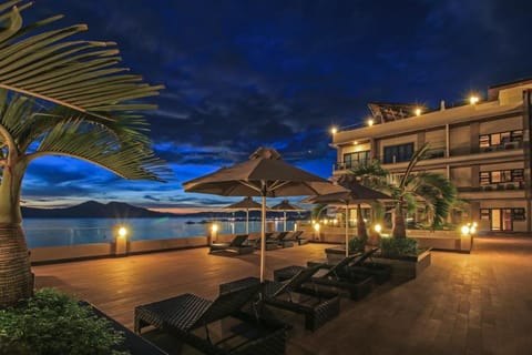 Two Seasons Coron Bayside Hotel Vacation rental in Coron