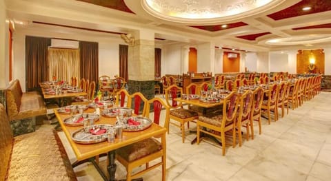 HOTEL YUVRAJ Vacation rental in Vadodara