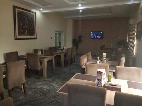 Alpina Lodge Hotel in Abuja