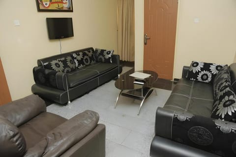 Lapour Hotels Vacation rental in Abuja